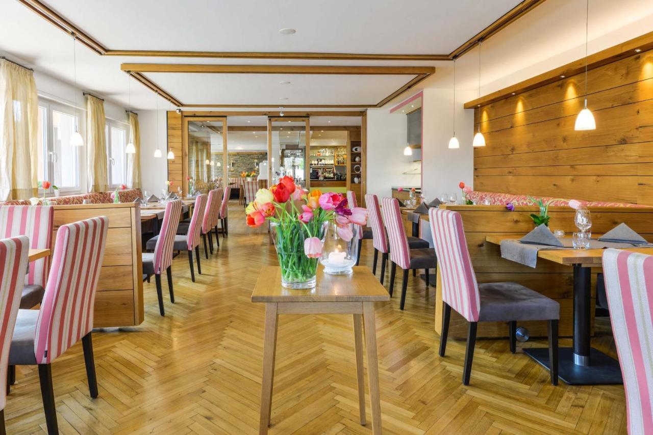 Jauch'S Loewen Hotel-Restaurant Neuershausen Exteriér fotografie